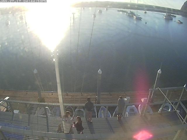 Morro Bay Yacht Club Webcam - the picture will update in 60 seconds